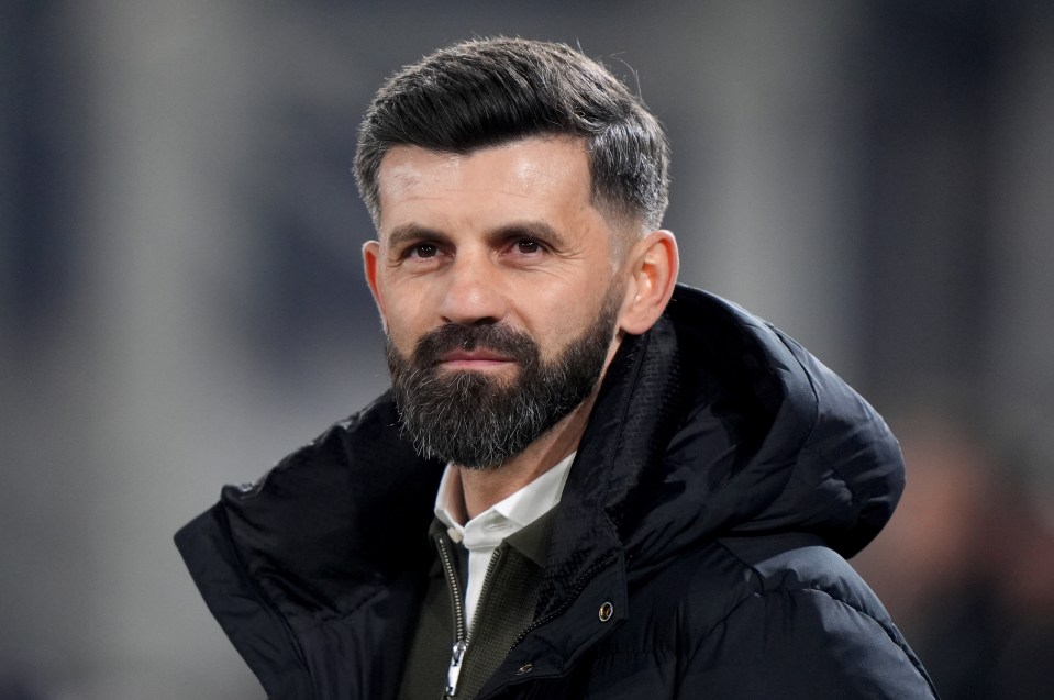 Headshot of Miron Muslic, manager of Plymouth Argyle.