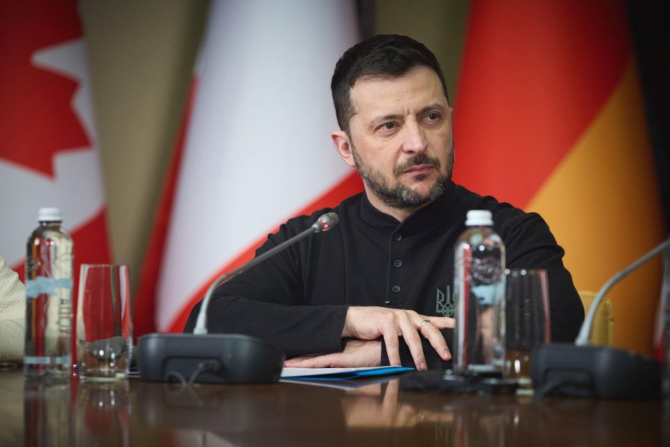 Volodymyr Zelenskyy at a G7 leaders meeting.