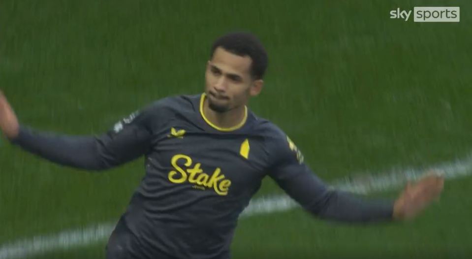 Iliman Ndiaye celebrating a goal.