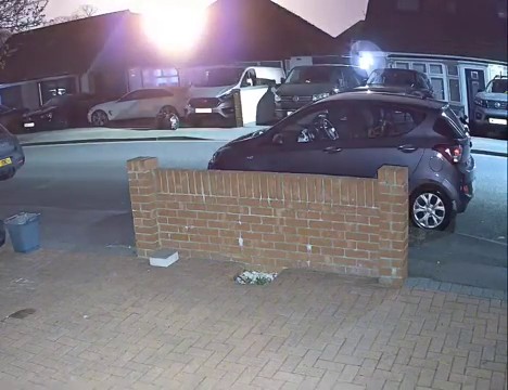 BLOWN TO BITS Moment Heathrow substation explodes in massive fireball sparking 18-hour airport shutdown & mass blackouts, , http://x.com/UB1UB2/status/1903386993301537129