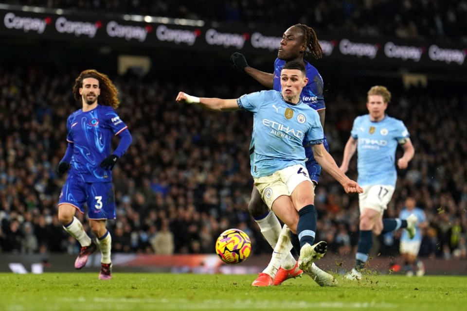 Manchester City's Phil Foden scores their side's third goal of the game during the Premier League match at the Etihad Stadium, Manchester. Picture date: Saturday January 25, 2025. PA Photo. See PA story SOCCER Man City. Photo credit should read: Martin Rickett/PA Wire. RESTRICTIONS: EDITORIAL USE ONLY No use with unauthorised audio, video, data, fixture lists, club/league logos or "live" services. Online in-match use limited to 120 images, no video emulation. No use in betting, games or single club/league/player publications.
