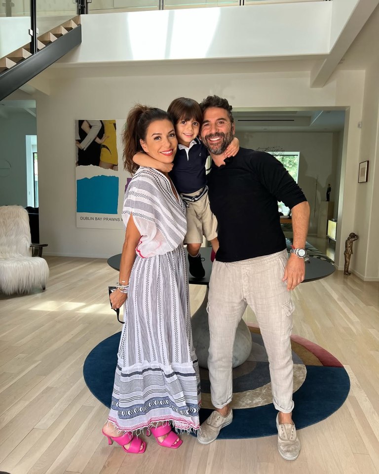 Eva Longoria with her family.