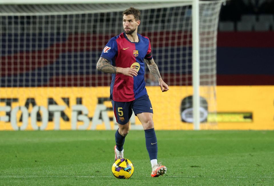 Inigo Martinez of FC Barcelona playing soccer.