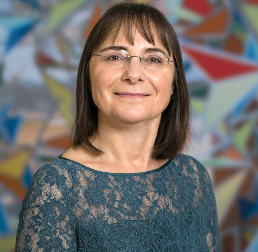 Portrait of Professor Karen Vousden.