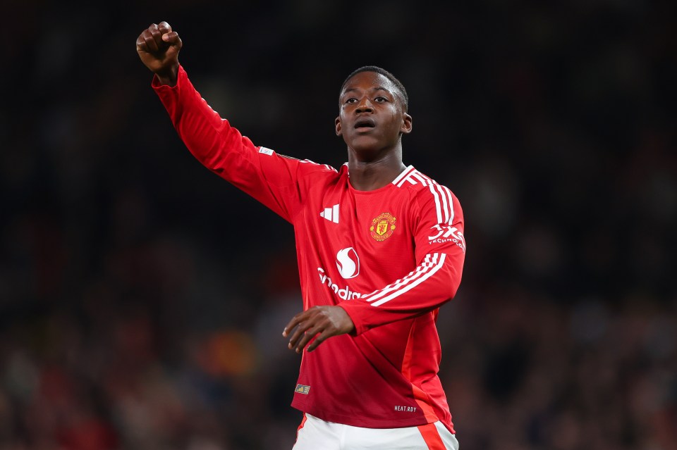 Kobbie Mainoo of Manchester United celebrating.