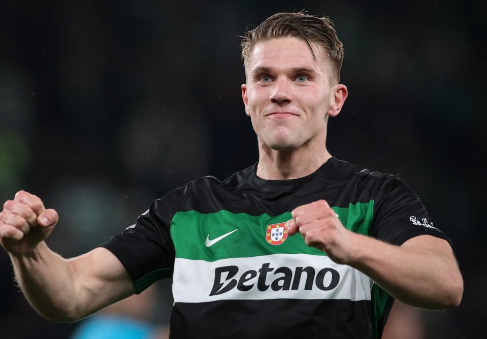 Viktor Gyokeres celebrating a goal.