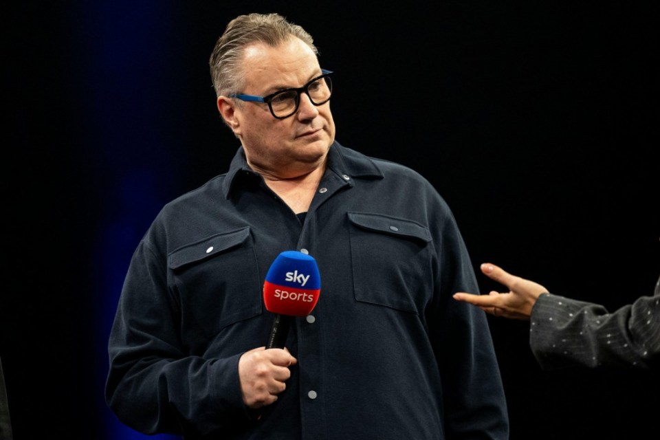 Alamy Live News. 3A56WG7 Cardiff, UK. 20th Mar, 2025. John Part of Sky Sports. The 2025 BetMGM Premier League darts, night seven at the Utilita Arena Cardiff in Cardiff, South Wales on Thursday 20th March 2025. this image may only be used for Editorial purposes. Editorial use only, pic by Lewis Mitchell/Andrew Orchard sports photography/Alamy Live news Credit: Andrew Orchard sports photography/Alamy Live News This is an Alamy Live News image and may not be part of your current Alamy deal . If you are unsure, please contact our sales team to check.
