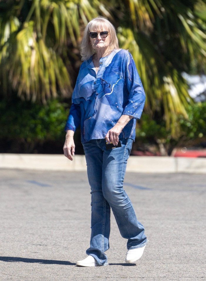BGUK_3211360 - *PREMIUM-EXCLUSIVE* Palmdale, CA - *MUST CALL FOR PRICING BEFORE USAGE* *STRICT WEB EMBARGO UNTIL 14:30PM UK TIME ON THE 16/04/25* In a rare public appearance, Debbie Roweformer wife of the King of Pop, Michael Jacksonwas spotted looking dramatically different as she ran errands in Palmdale, California. Dressed in a double denim ensemble and wearing dark shades, Rowe, 65, kept a low profile while cashing a check before climbing into her custom-built, supercharged $200,000 Range Rover Vogue. Rowe, who has largely retreated from the public eye since her high-profile divorce from Jackson and their shared custody of Paris and Prince, appeared noticeably older and almost unrecognizable to fans who remember her from her days in the spotlight. *PICTURES TAKEN ON THE 14/04/2025* Pictured: Debbie Rowe BACKGRID UK 16 APRIL 2025 UK: +44 208 344 2007 / uksales@backgrid.com USA: +1 310 798 9111 / usasales@backgrid.com *Pictures Containing Children Please Pixelate Face Prior To Publication*