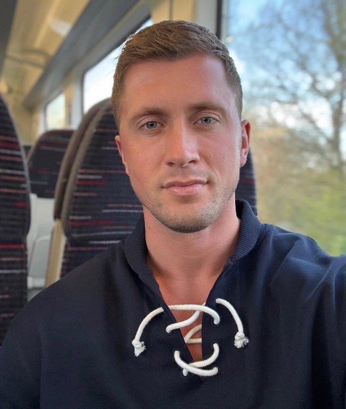 Dan osborne train instagram 11/4/25..http://www.instagram.com/p/DIUqcysCxcK/?hl=en