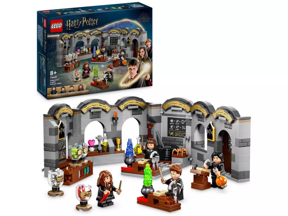 LEGO Harry Potter Hogwarts Castle Potions Class set.