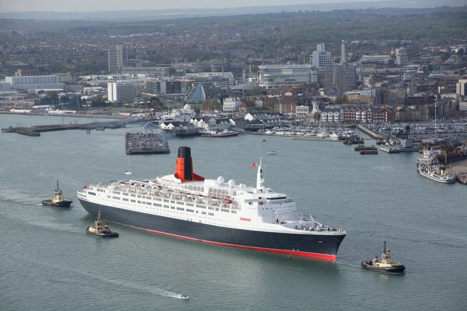 Aerial view of the Queen Elizabeth 2 cruise liner leaving Southampton.