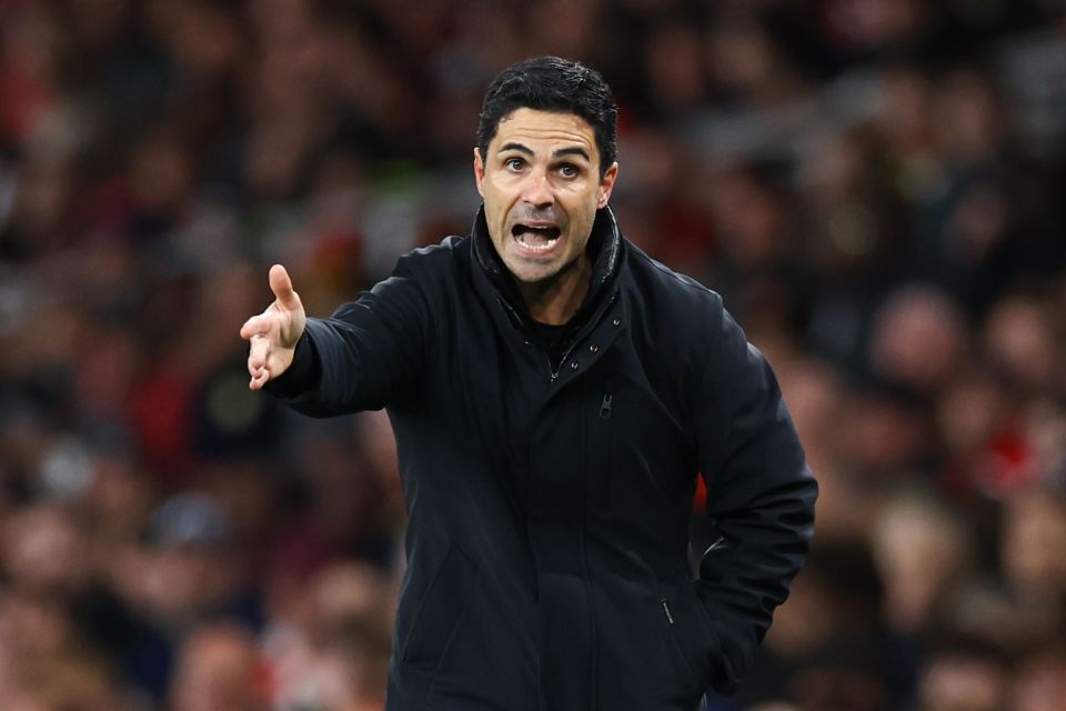 Mikel Arteta, Arsenal manager, instructing during a game.