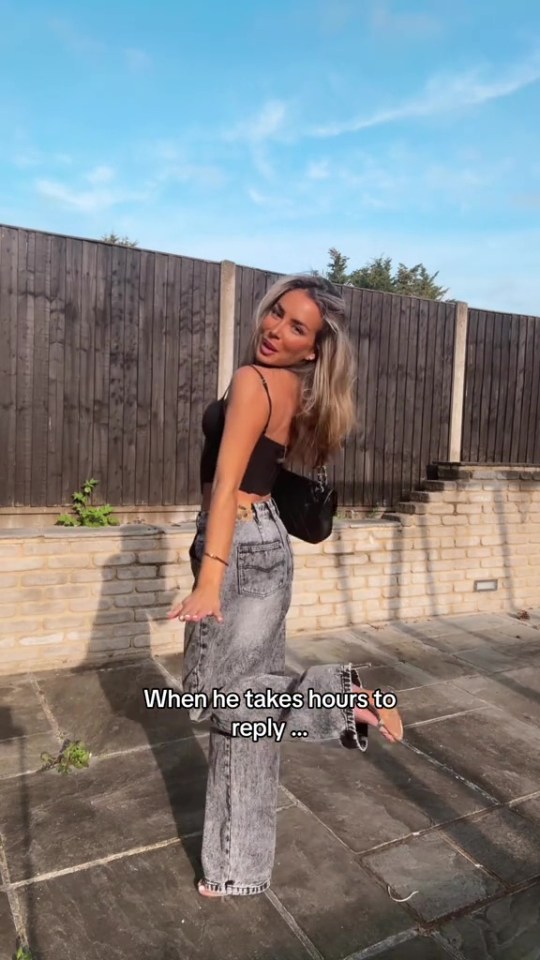 Elma Pazar in a video expressing frustration over delayed text replies.