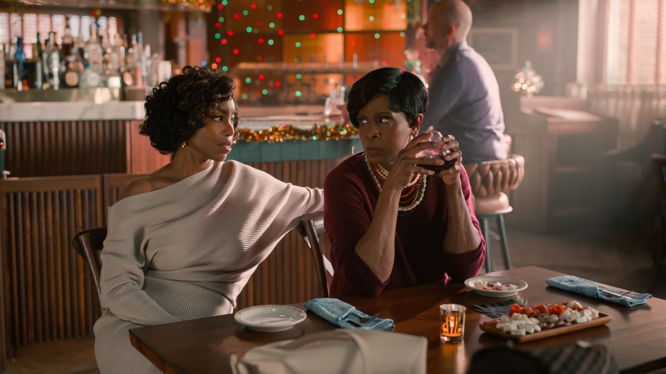 Helen and Bev Decatur in a bar scene from Sweet Magnolias.