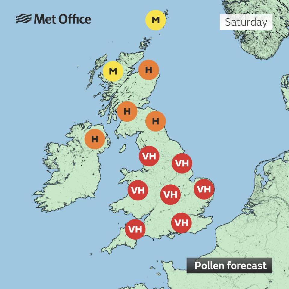 Map of the UK highlighting seven pollen hotspots with UV levels.