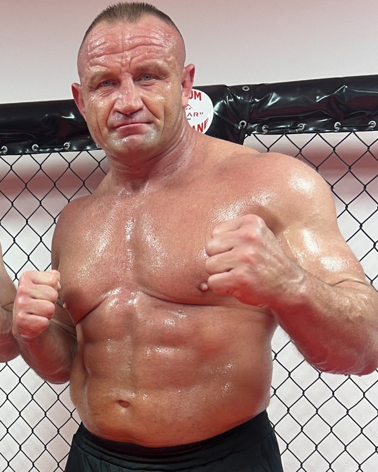Mariusz Pudzianowski.