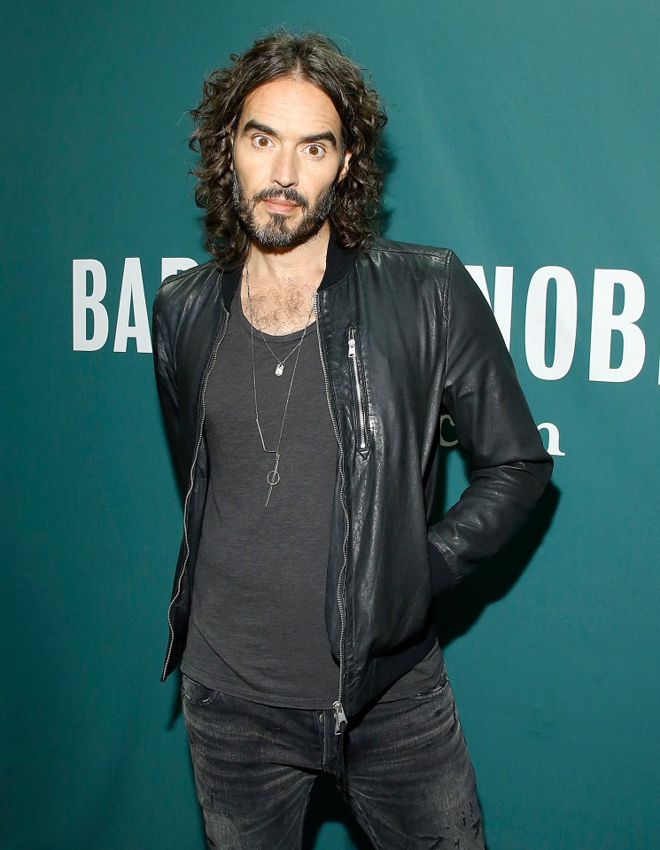 Russell Brand at a Barnes & Noble book signing.