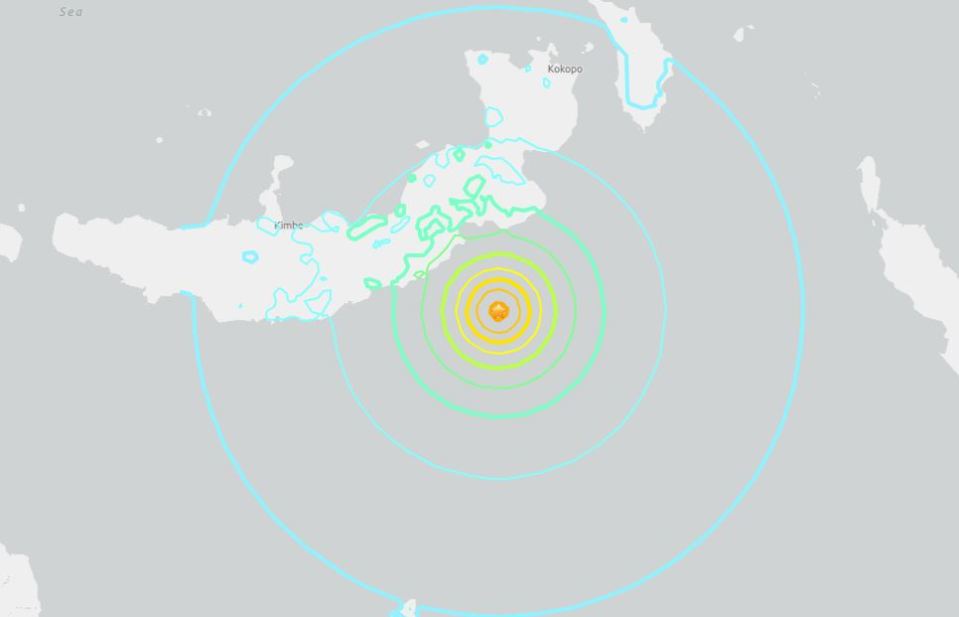 Map showing tsunami warning near Kimbe, Papua New Guinea.