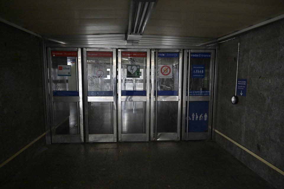 Closed metro entrance during a power outage.