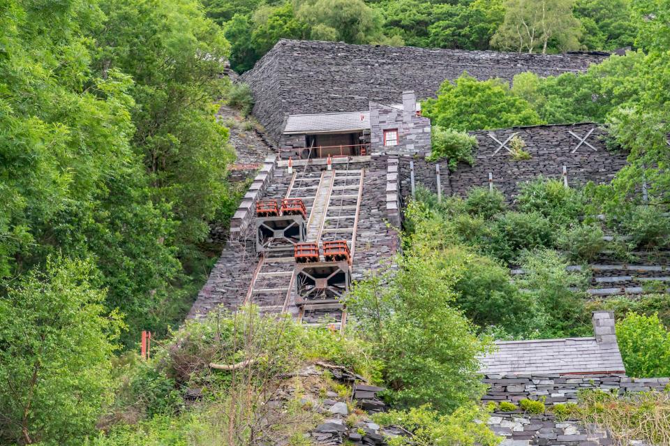 Slate mine incline with carts.
