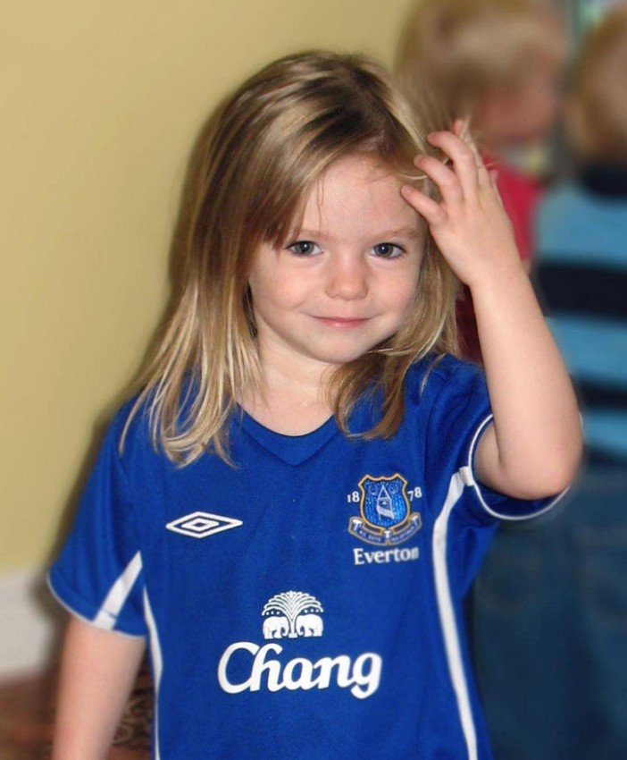 Photo of Madeleine McCann wearing an Everton soccer jersey.