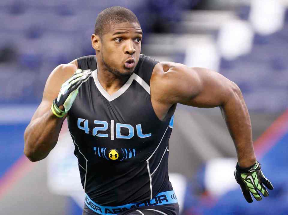 Michael Sam running at the NFL Combine.