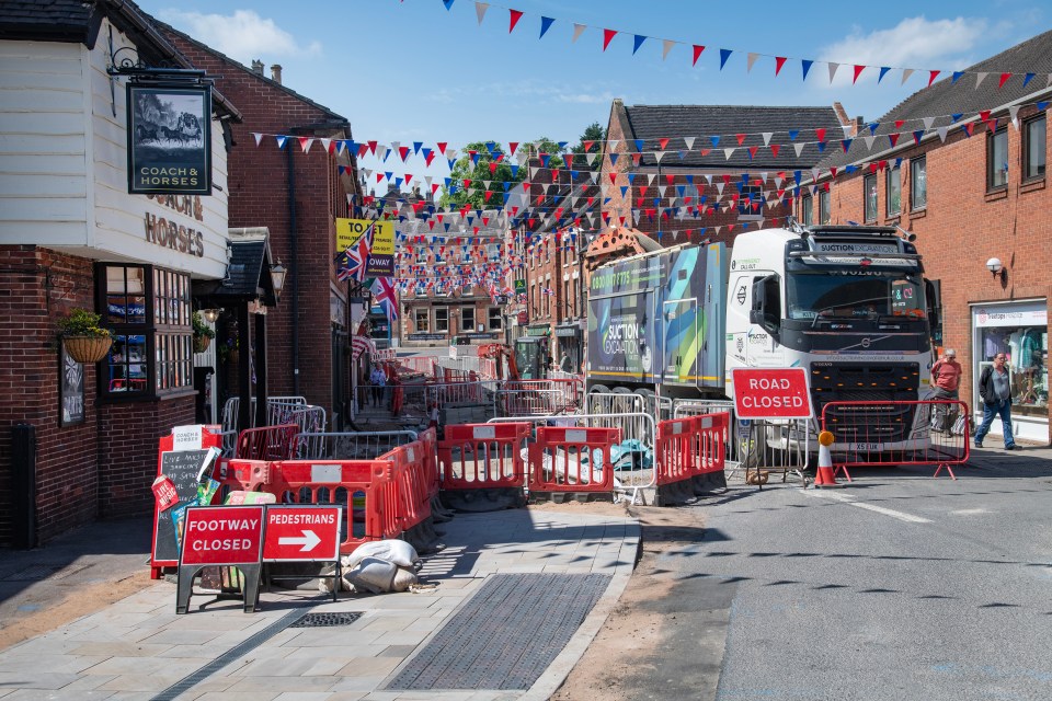 Road closure in Ashbourne, Derbyshire due to roadworks.