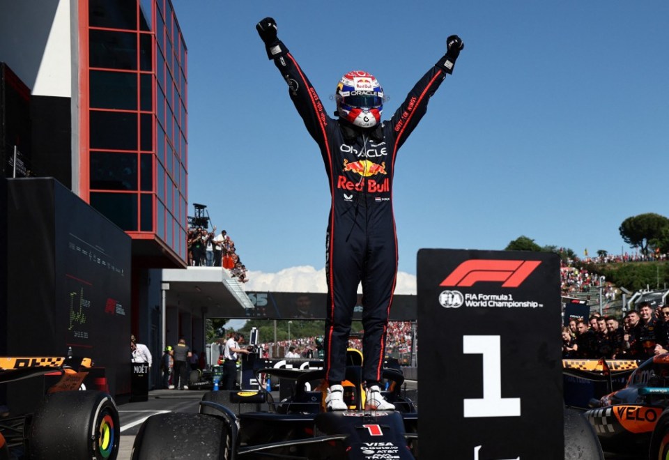 Formula One F1 - Emilia Romagna Grand Prix - Autodromo Enzo e Dino Ferrari, Imola, Italy - May 18, 2025 Red Bull's Max Verstappen celebrates after winning the Emilia Romagna Grand Prix REUTERS/Jakub Porzycki