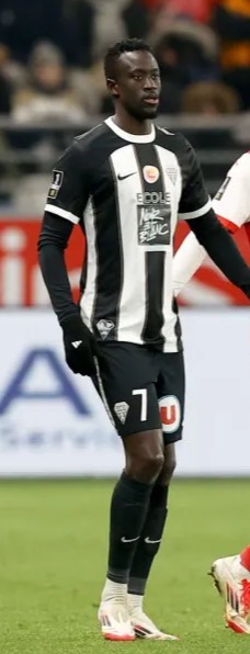 2SRT320 07 Ibrahima NIANE (sco) - 03 Hiroki SEKINE (sdr) during the Ligue 1 McDonald's match between Reims and Angers at Stade Auguste Delaune on February 16, 2025 in Reims, France. (Photo by Loic Baratoux/FEP/Icon Sport)