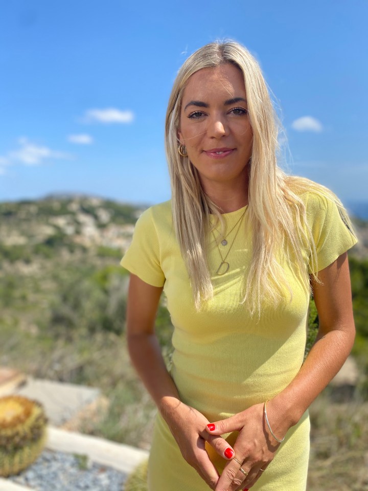 Danni Menzies in a yellow dress.