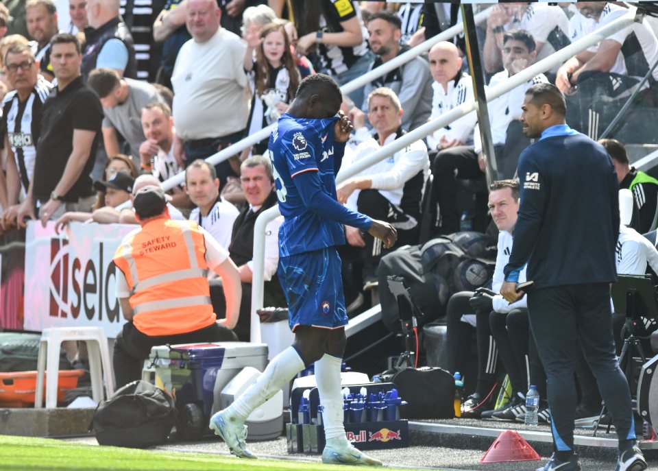 Nicolas Jackson of Chelsea is sent off.
