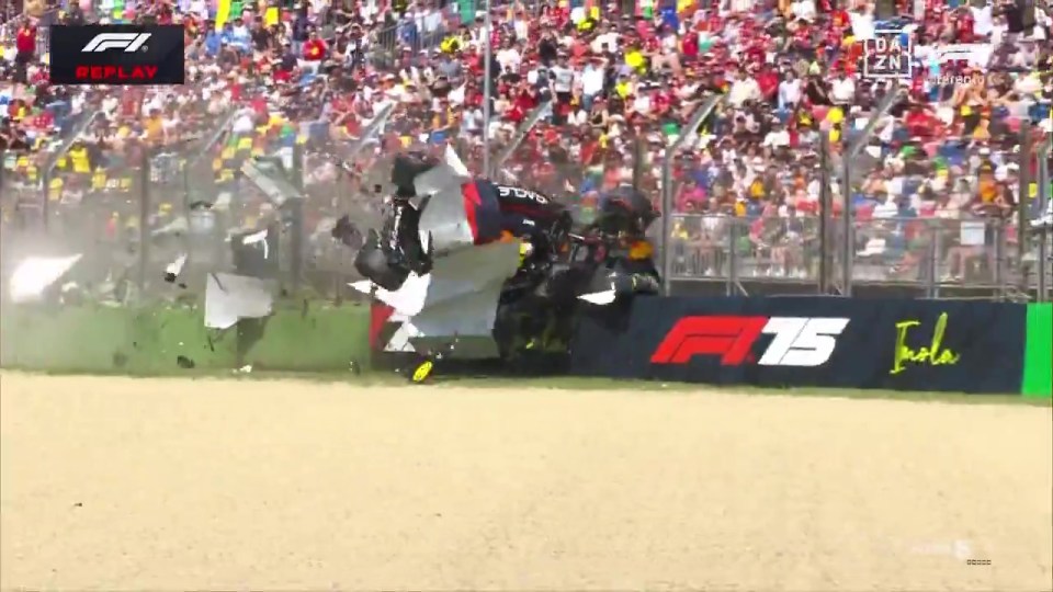 Replay of Yuki Tsunoda's crash at the Imola GP.