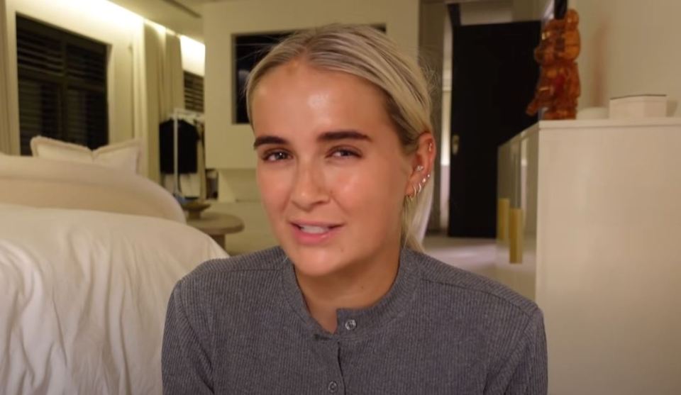 Molly Mae talking about a suspected blood clot after a trip to Dubai.