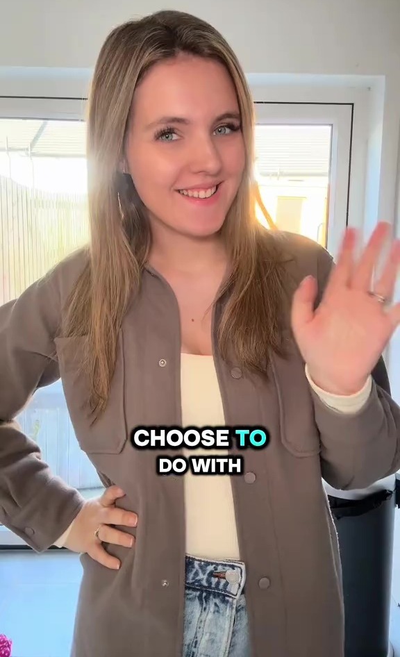 Woman waving and saying "Choose to do with".