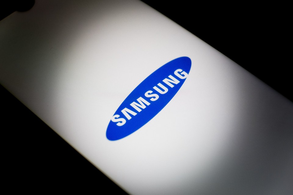 Samsung logo on a smartphone screen.